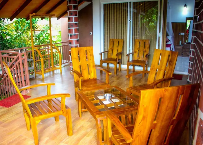 Sigiriya Peacock Homestay