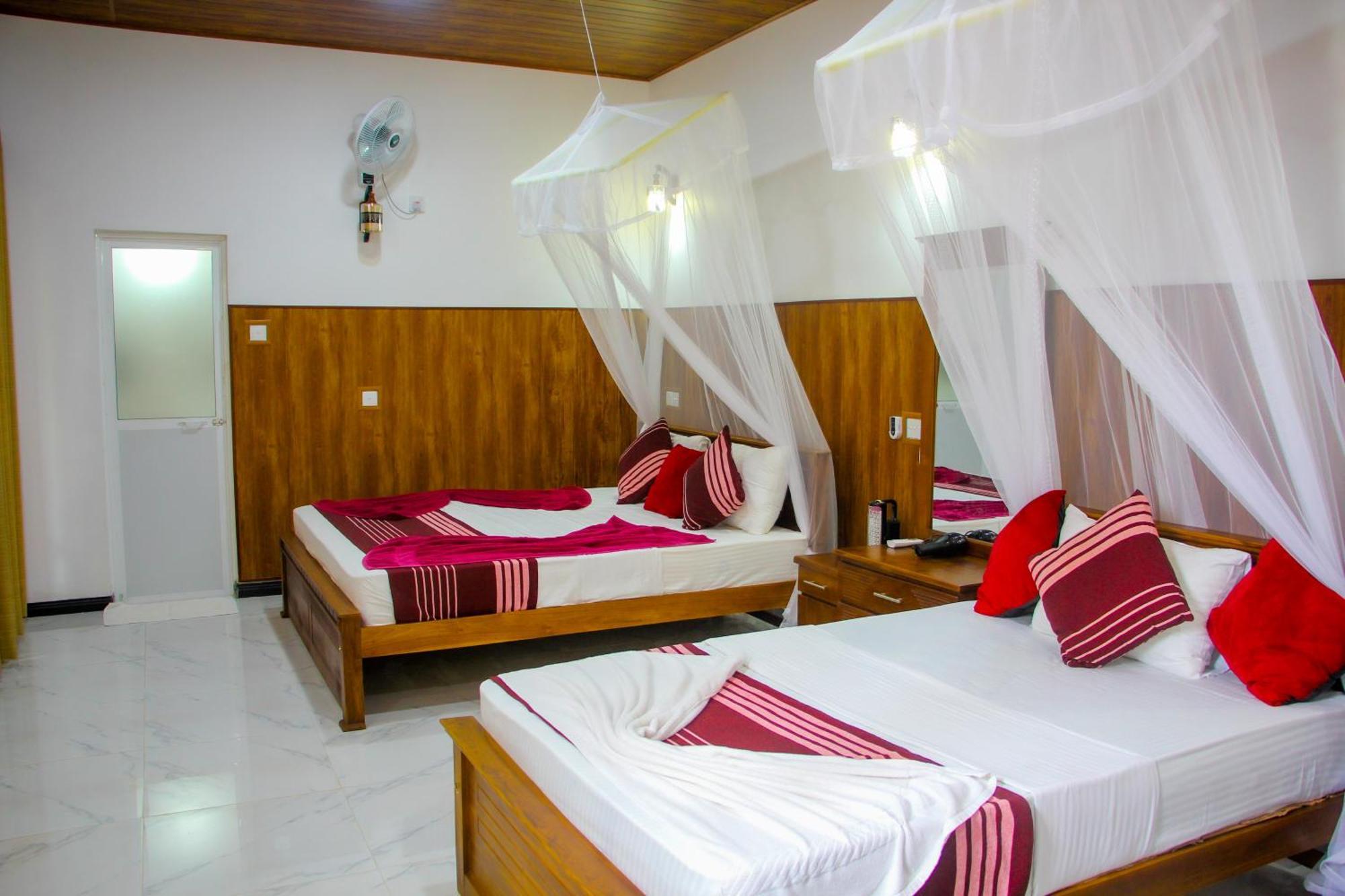 Peacock Homestay *