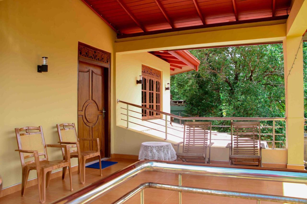Séjour chez l'habitant Peacock Homestay Sigirîya